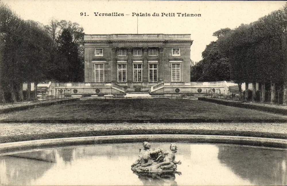 Versailles — Palácio do Petit Trianon — editor Versailles, n° 91 - Frente