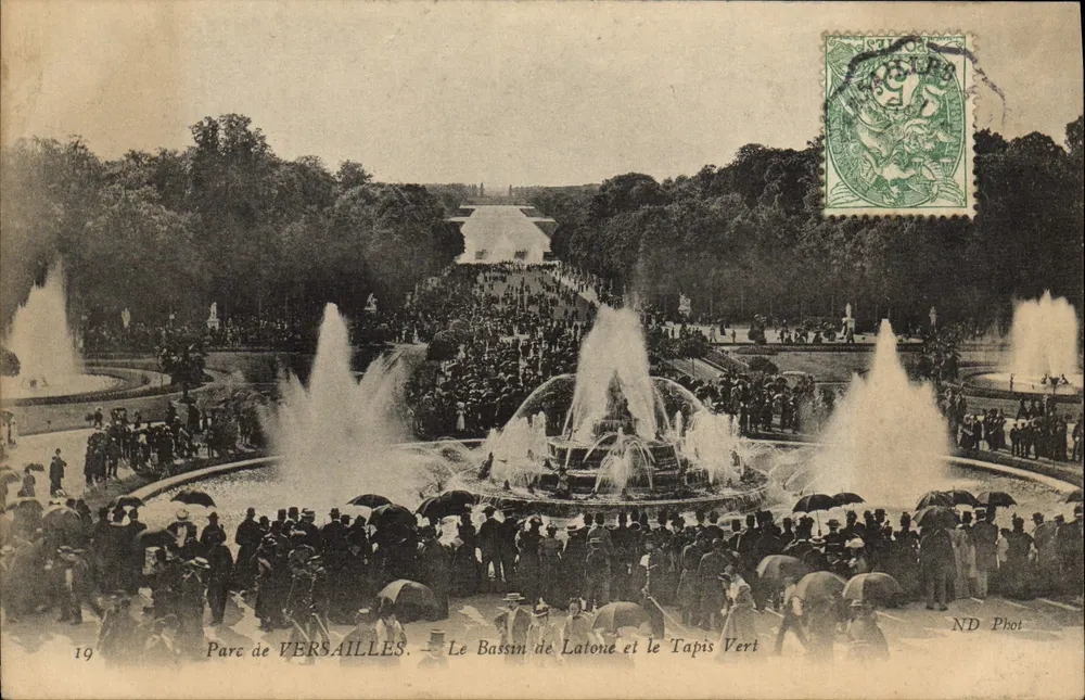 Park von Versailles — Der Bassin von Latone und der Grün Teppich — ND Phot - Vorderseite