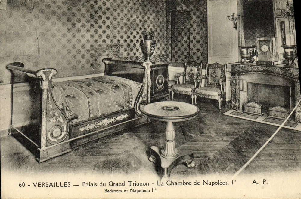 Versailles — Schloss des Großen Trianon — Zimmer von Napoleon I. — A. P. - Vorderseite