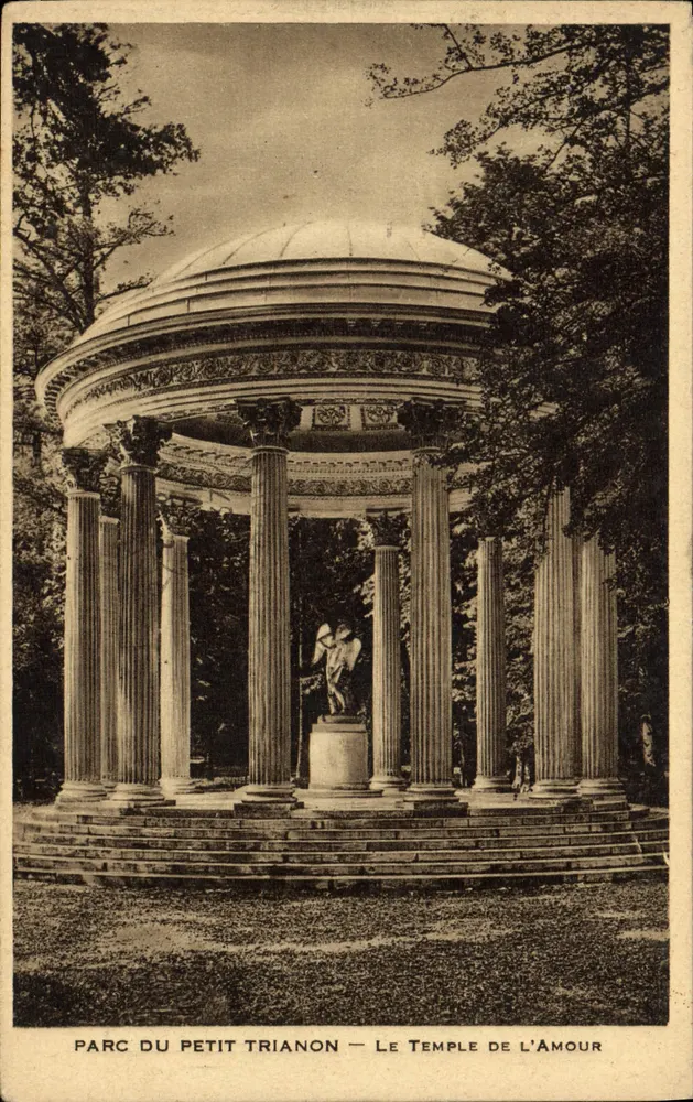 Parque do Petit Trianon — O Templo do Amor — Editor não visível - Frente