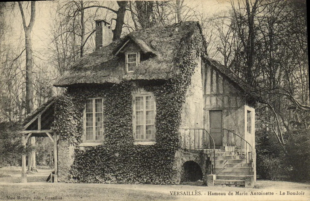 Versailles - Hameau de Marie-Antoinette - Le Boudoir - Vorderseite