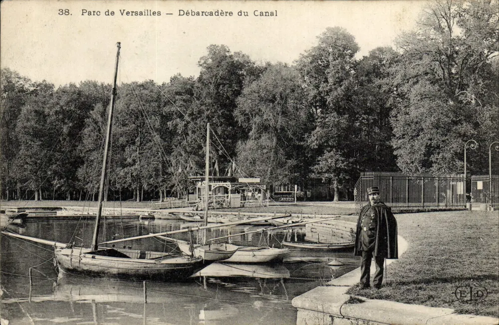 Parque de Versalles — Muelle del Canal — Editor E.D. n°38 - Anverso