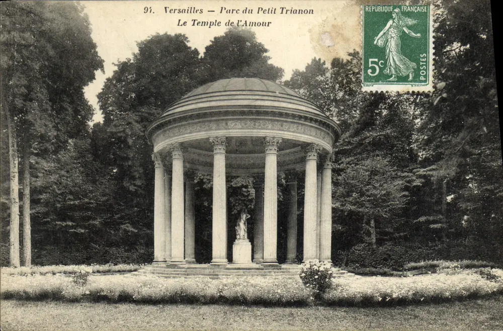Versailles — Park des Petit Trianon — Tempel der Liebe — Verlag A. Bourdier - Vorderseite