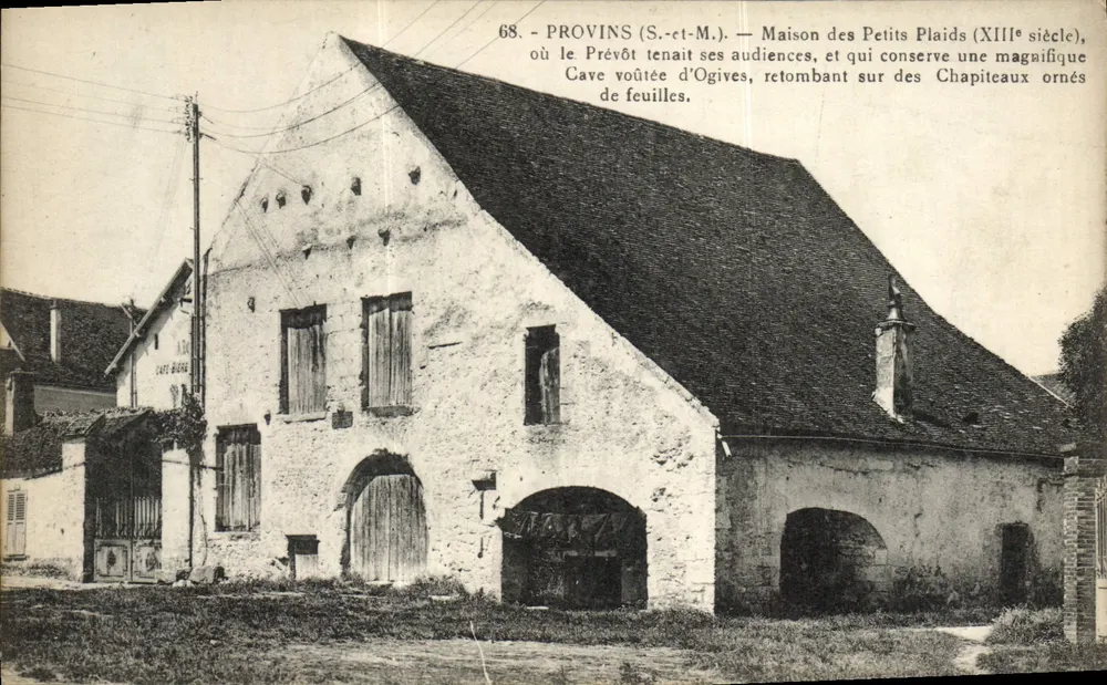 Provins (S.-et-M.) — Casa dos Pequenos Cobertores (século XIII) — editor J. Bourgogne, n° 68 - Frente