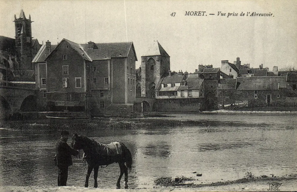 Moret — Ansicht vom Brunnen — JNDHOL, n°47 - Vorderseite