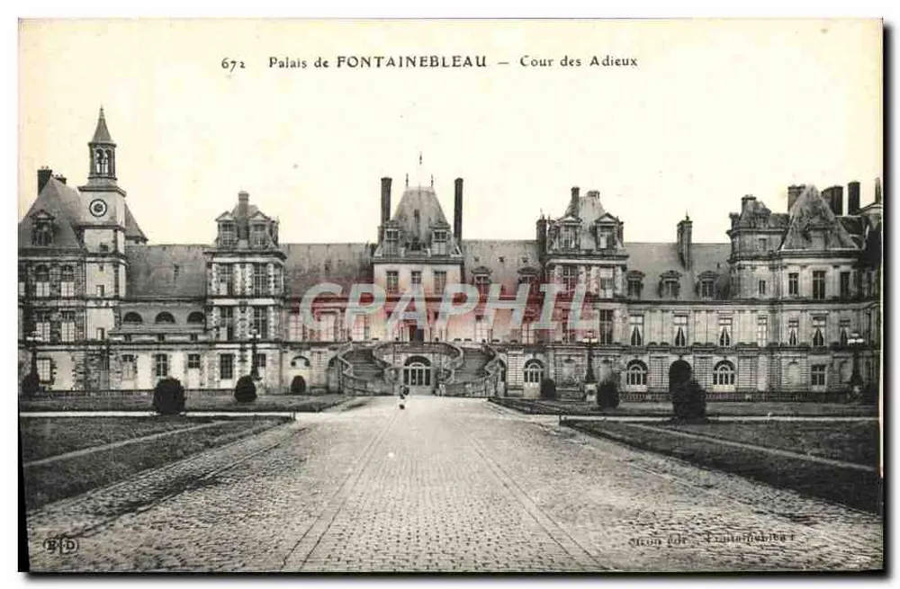 Schloss FONTAINEBLEAU — Cour des Adieux — IMP. LE DELEY, PARIS - Vorderseite