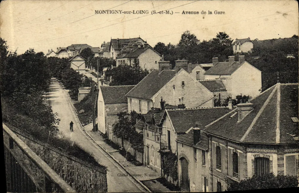 Montigny-sur-Loing — Avenue de la Gare — Cliché Dutrou, Nemours - Vorderseite