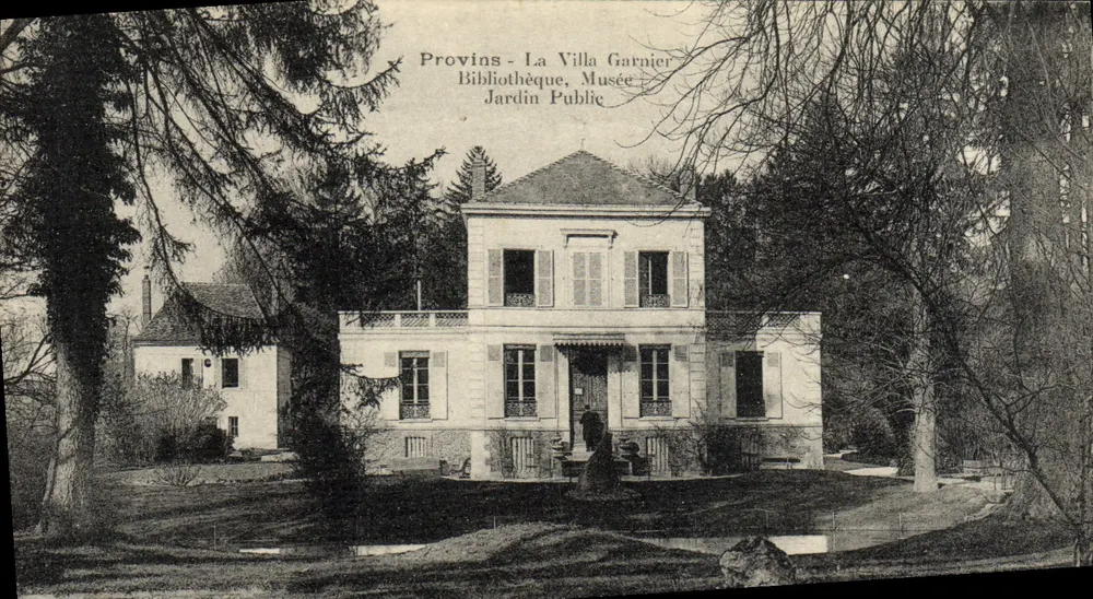 Provins - La Villa Garnier - Bibliothèque, Musée, Jardin Public - Vorderseite