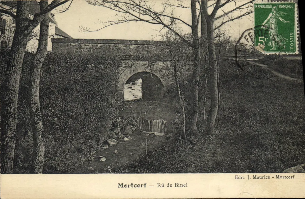 Mortcerf — Rú de Binel — Edit. J. Maurice - Mortcerf - Frente