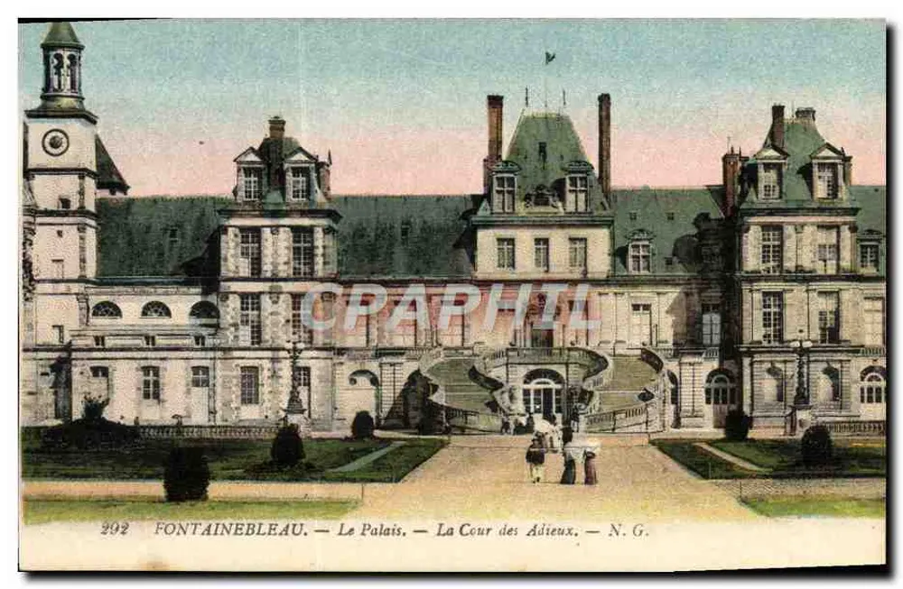 Fontainebleau — Das Schloss — Die Cour des Adieux — N.G. - Vorderseite