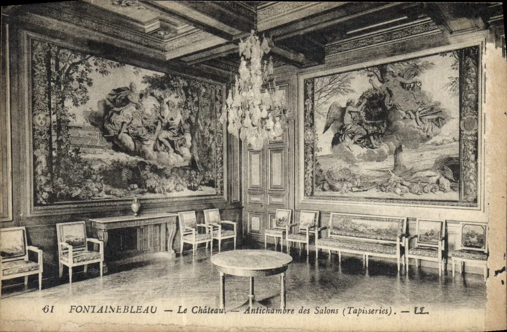 Fontainebleau — Das Schloss — Vorraum der Salons (Teppiche) — LE. - Vorderseite