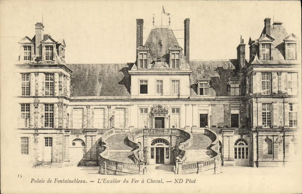 Schloss Fontainebleau — Die Eisenpferdestiege — ND Pbot - Vorderseite