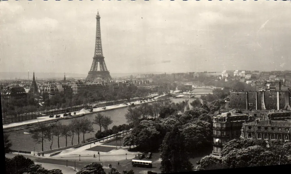 Paris — Ansicht der Seine, der Eiffelturm und das Palais de Chaillot — Imprimerie de l'Art, Paris, n° 53 - Vorderseite