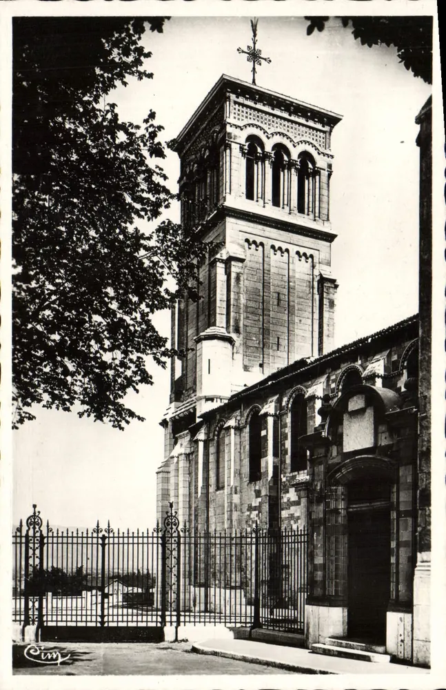 Le PendentiF — Valence (Drôme) — editor C. Dagon - Frente