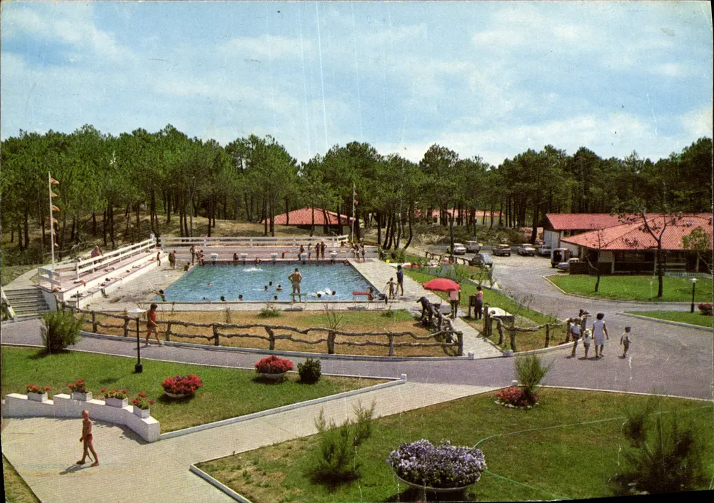 Familienurlaubsort — Capbreton — Die Schwimmbecken — Verlag VVF, n°40 - Vorderseite