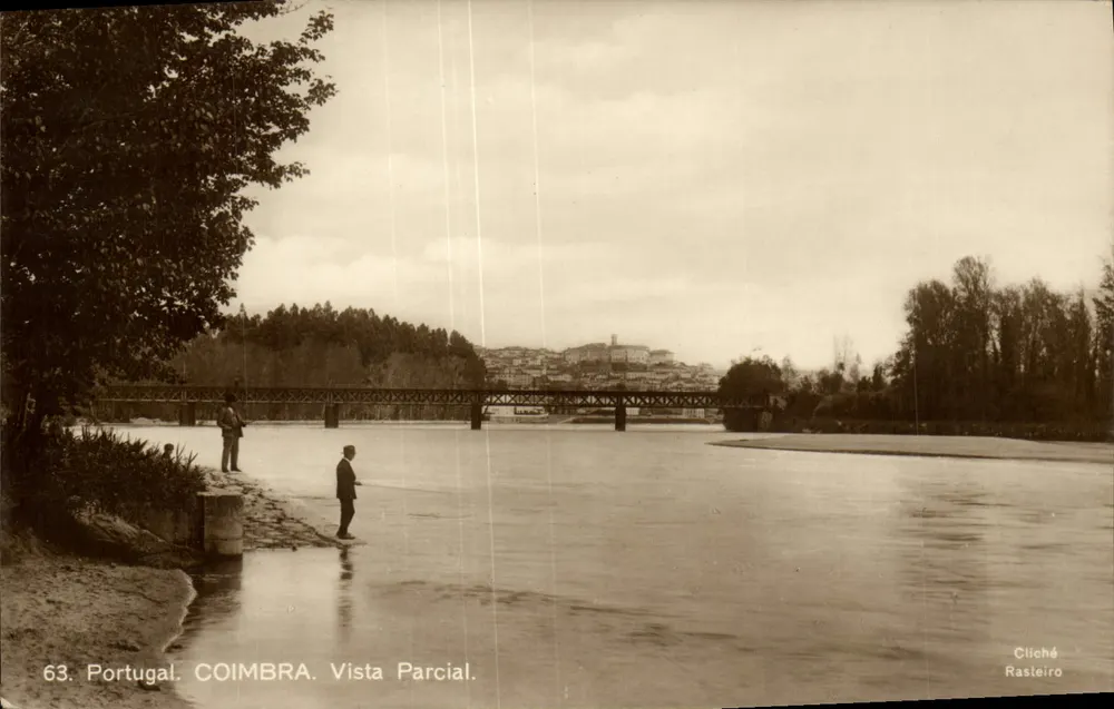 Coimbra — Teilansicht des Flusses Mondego — Cliché Rasleiro - Vorderseite