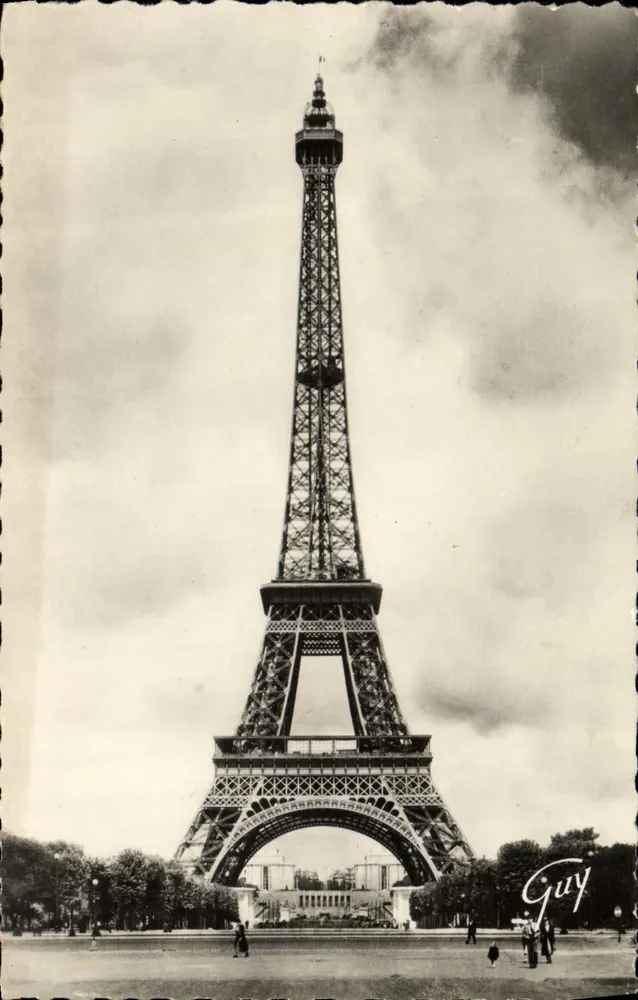 Paris — A Torre Eiffel — Paris e suas maravilhas, n°378 - Frente