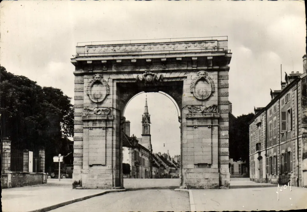 Beaune — Porta de São Nicolau — Edições d'Art Yvon - Frente