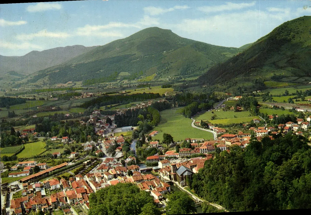 St Jean Pied de Port — Luftbild — Editions REX, n°281 - Vorderseite