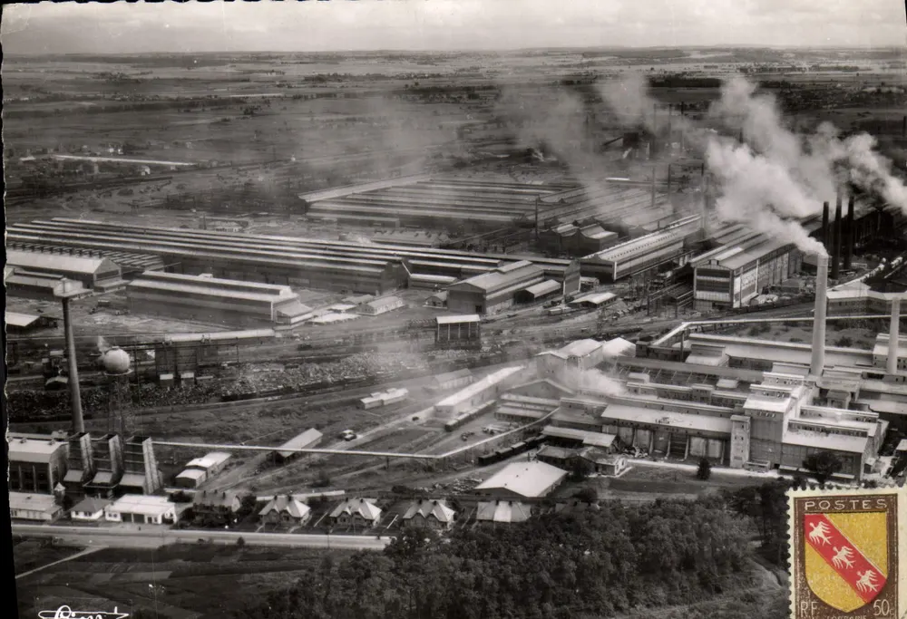 Hagondange (Moselle) — Luftbild der U.C.P.M.I. und der S.A.F.E. — Aériennes Combière Editions - Vorderseite