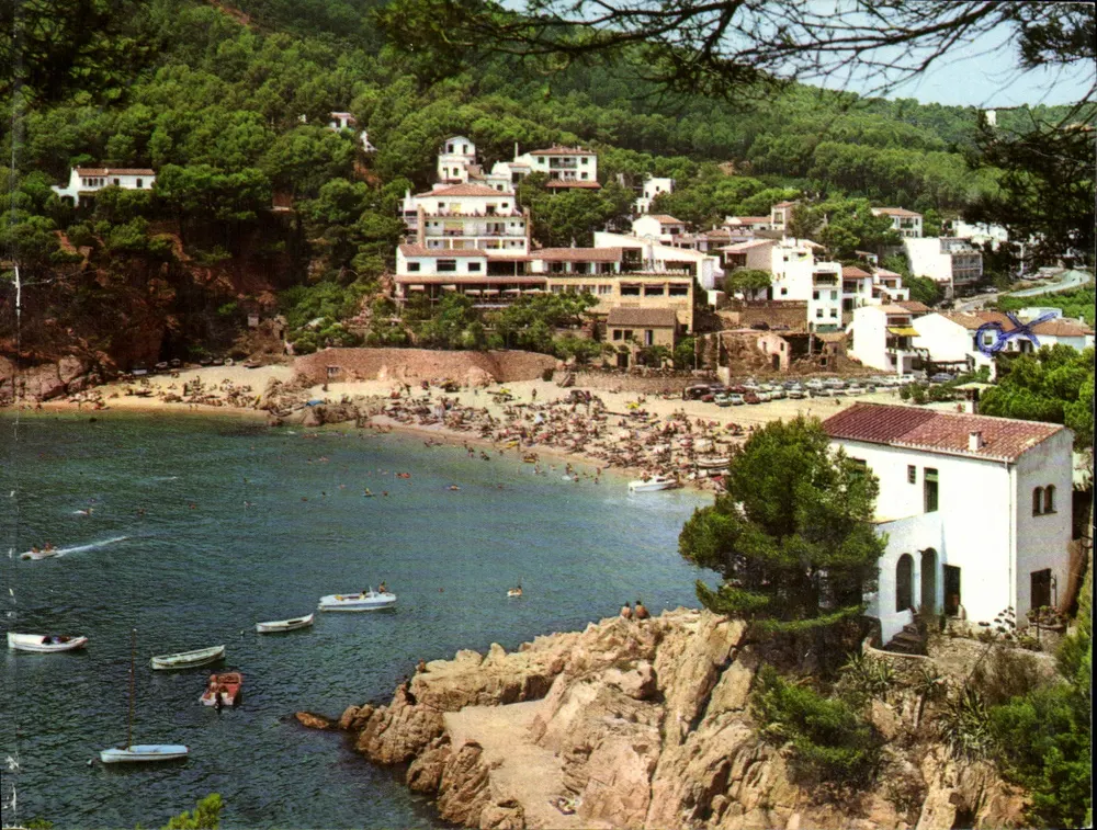 Tamariu (Costa Brava) — Ansicht mit Strand und Gebäuden — Éditions Aribas - Vorderseite