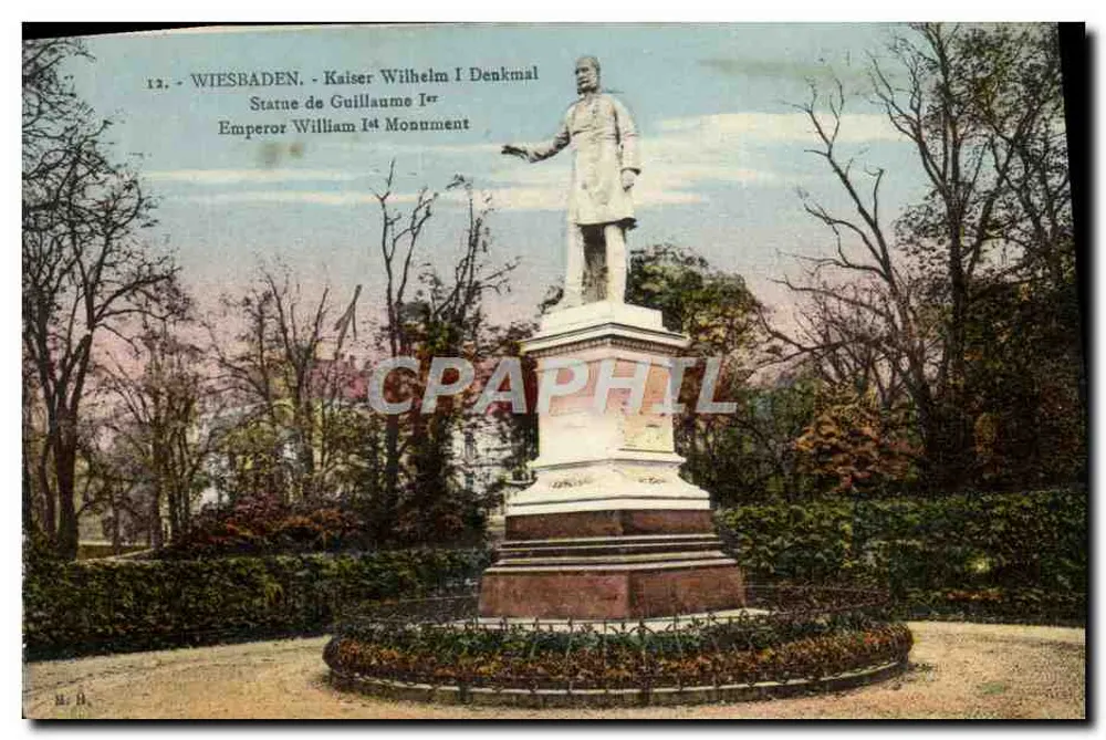 Wiesbaden - Statue von Wilhelm I. - Denkmal - Vorderseite