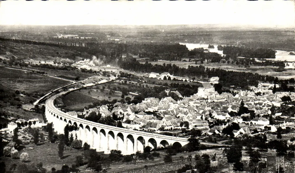 Sancerre (Cher) — Der Viadukt und Saint-Satur, Blick von der Porte César — n°117, Verlag n.f.-Ed. MAGAZINE TOURISTIQUE - Vorderseite