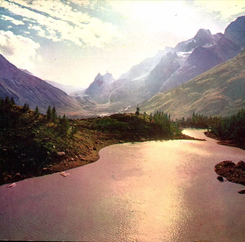 Lac Miage - Courmayeur — Ansicht des Sonnenuntergangs über die Kalksteinpyramiden — Sallanches, Frankreich - Vorderseite
