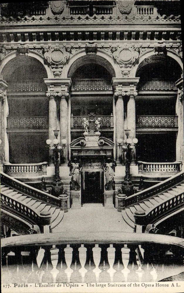 Paris - A Escada da Ópera - A grande escada da casa da ópera A L. - Frente