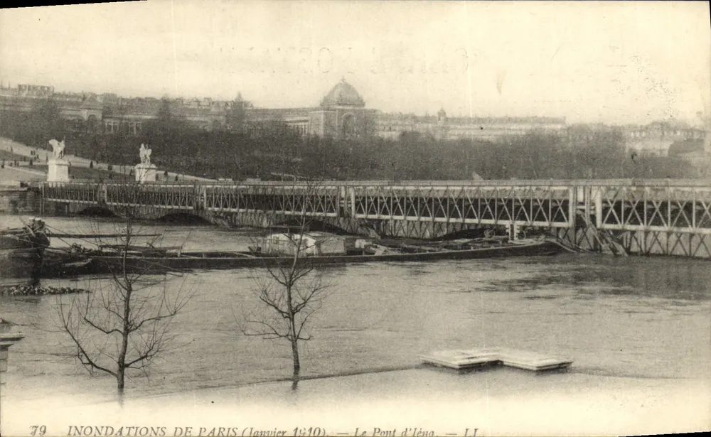 Inundações de Paris (Janeiro 1910) — O Ponte d'Énée — LL - Frente