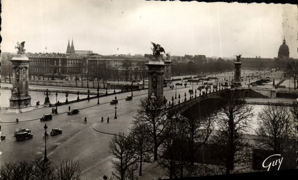 Brücke Alexandre III — Esplanade des Invalides — André J. Fronton, Paris - Vorderseite