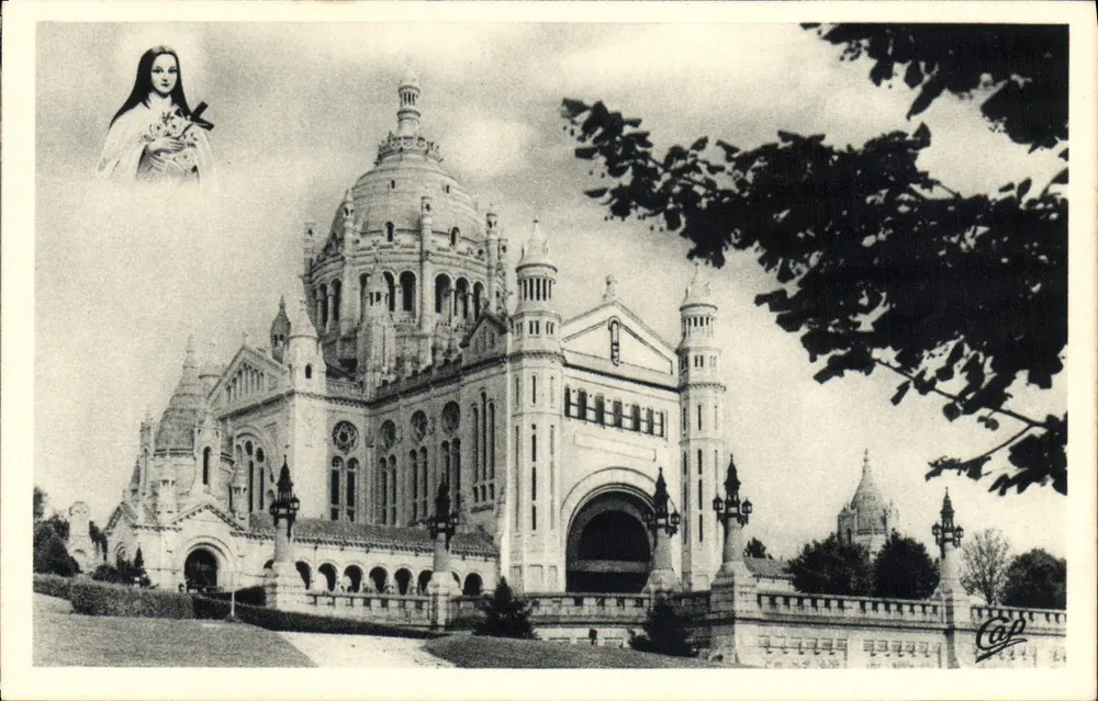 Lisieux — Vista em direção à Basílica — Cie des Arts Photomécaniques, Paris - Frente