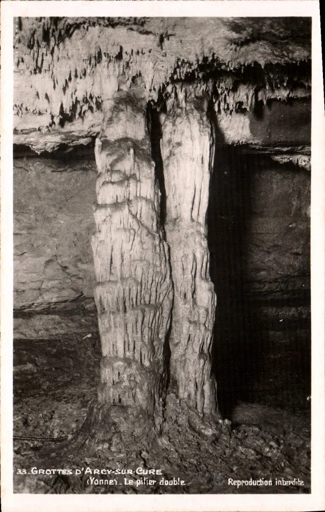 Grutas de Arey-sur-Cure — O pilar duplo — A. Joublin, Editor, Châlet das Grutas - Frente