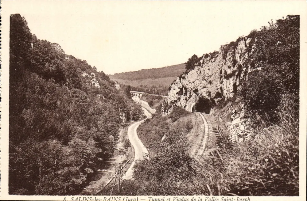 Salins-les-Bains (Jura) — Tunnel und Viadukt der Saint-Joseph-Tal - Vorderseite