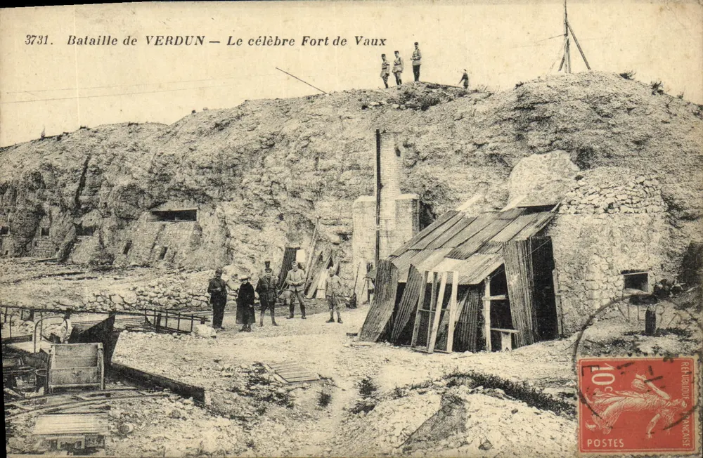 Schlacht von VERDUN — Das berühmte Fort de Vaux — unbekannter Verleger, Nr. 3731 - Vorderseite
