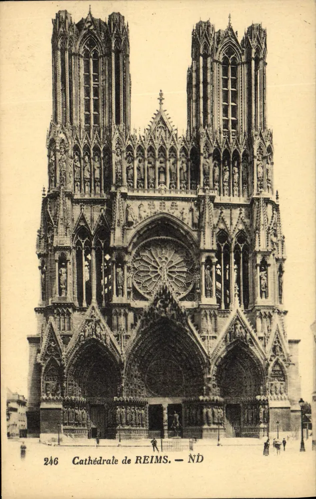 Catedral de Reims — ND — 246 - Frente