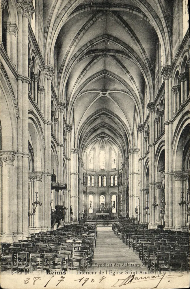 Reims — Interior da Igreja de São André — Sindicato dos Vendedores de Bebidas de Reims - Frente