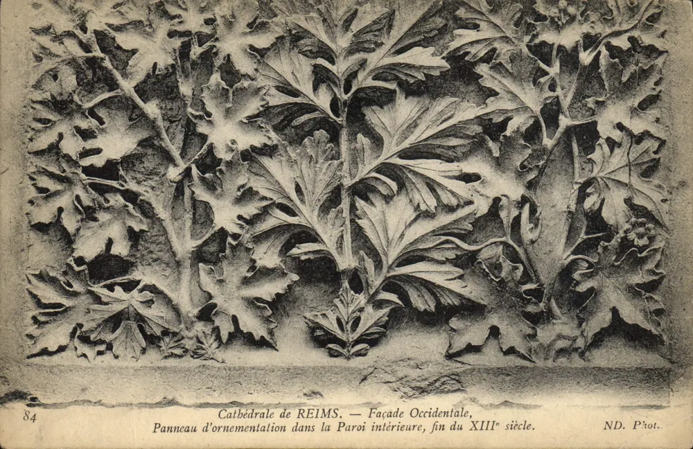 Kathedrale von Reims — Ornamentales Panel in der Innenwand, Westfassade, Ende des 13. Jahrhunderts - Vorderseite