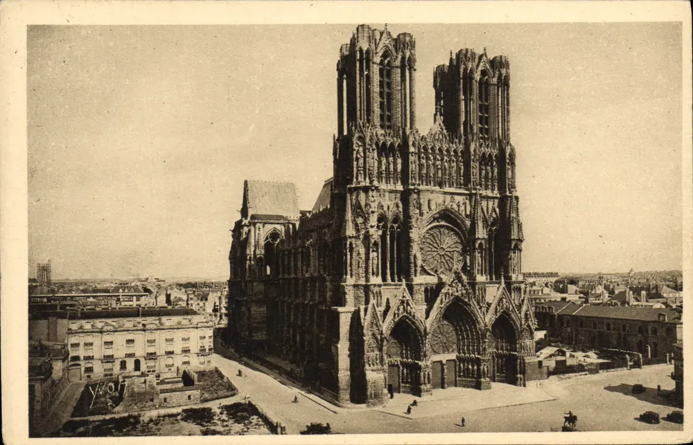 Reims — Ansicht der Kathedrale — Art Editions YVON, Paris - Vorderseite
