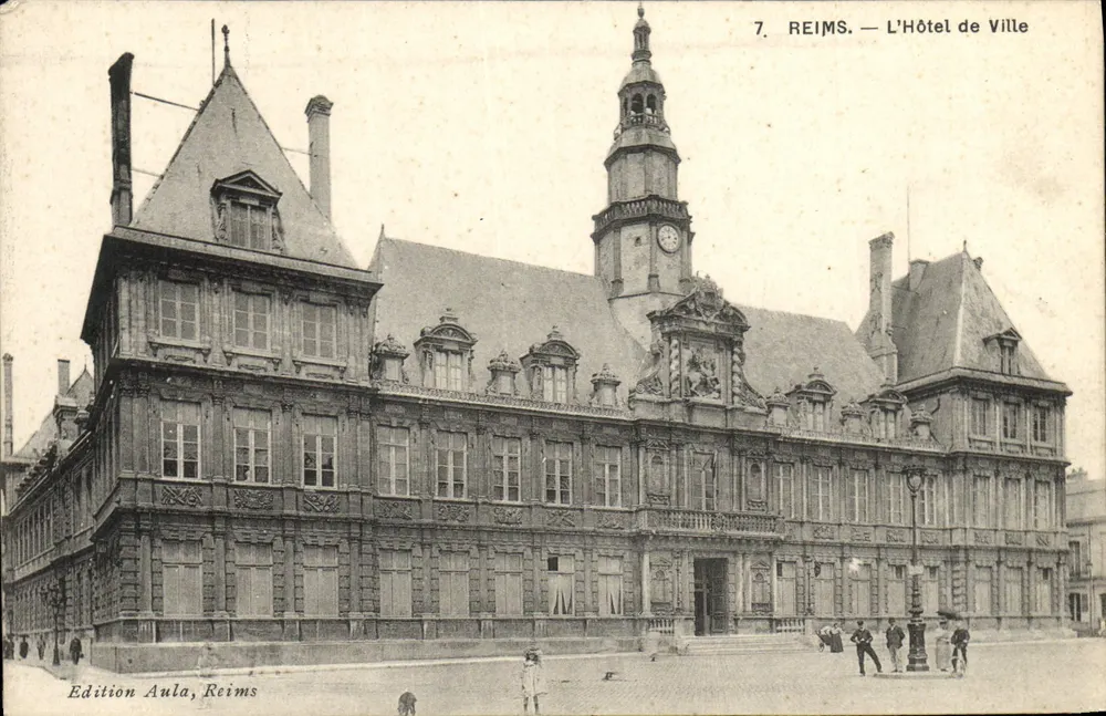 Reims — O Hôtel de Ville — Edition Aula, Reims - Frente