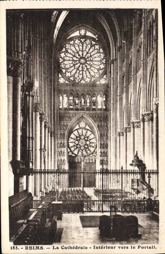 Reims — Die Kathedrale — Innenansicht zum Portal — A. Quentin, Verlag Reims, Nr. 185 - Vorderseite
