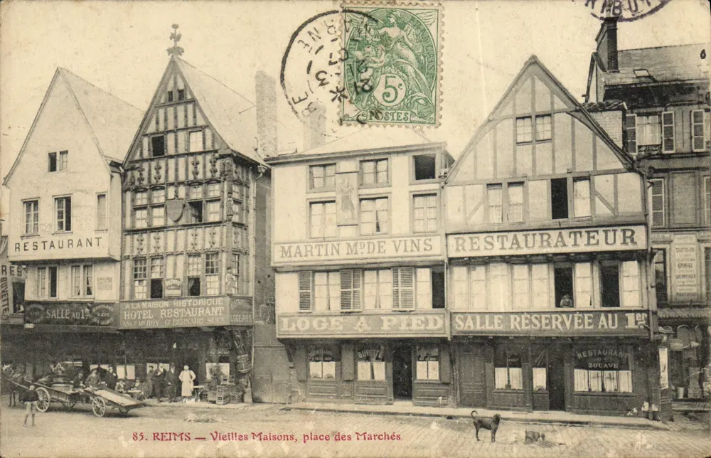 Reims — Alte Häuser, Place des Marchés — Verlag nicht sichtbar, Seriennummer 85 - Vorderseite
