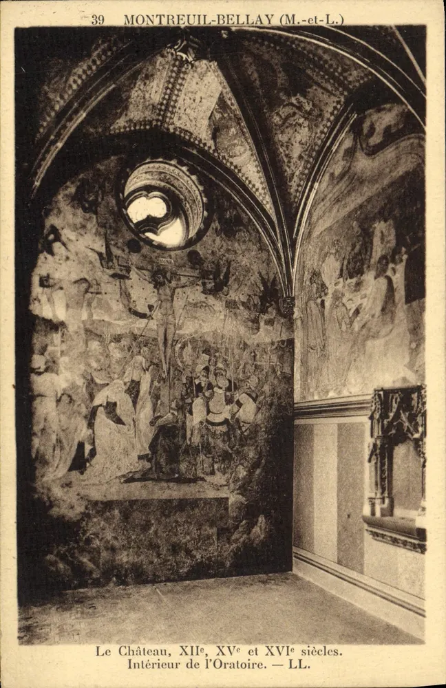 Montreuil-Bellay (M.-et-L.) — Innenraum der Kapelle des Schlosses — LL. - Vorderseite