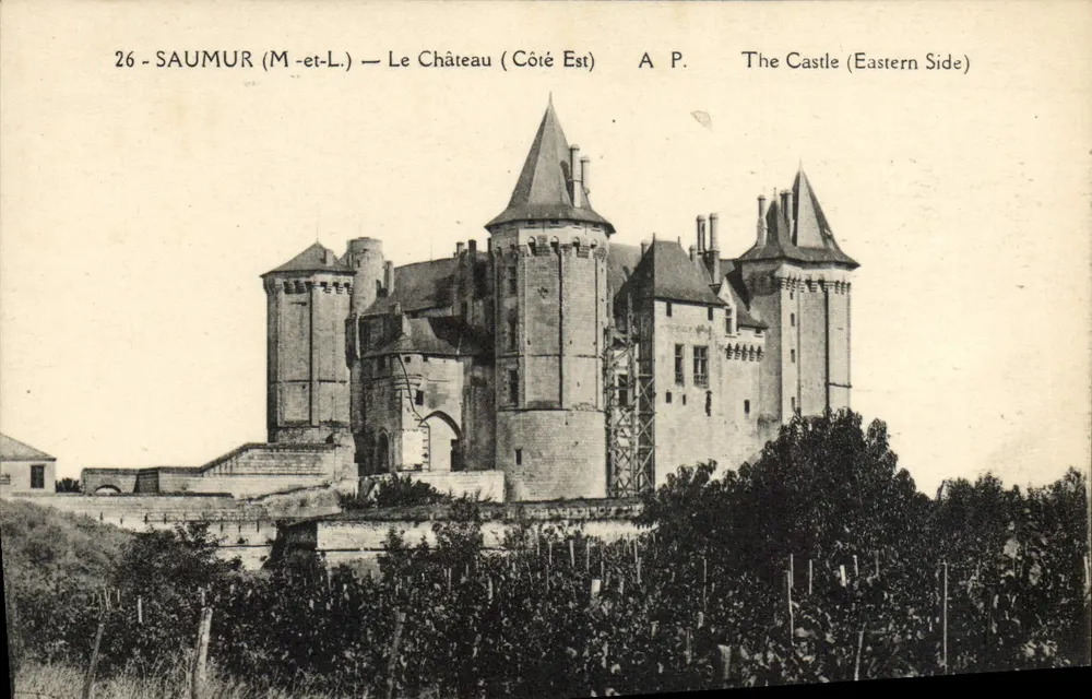 Saumur (M-et-L) — O Castelo (Lado Leste) — A.P. - Frente
