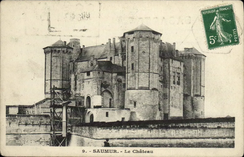 Saumur - O Castelo — editor desconhecido, n° 9 - Frente