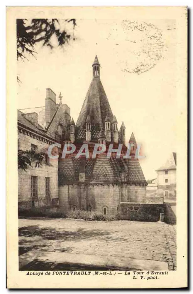 Abadia de FONTEVRAULT (M.-et-L.) — A Torre de Evrault — fotografia de L. V. - Frente