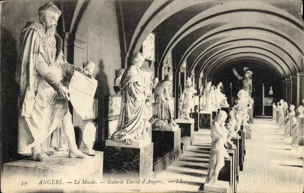 Angers — O Museu — Galeria David d'Angers — LL - Frente