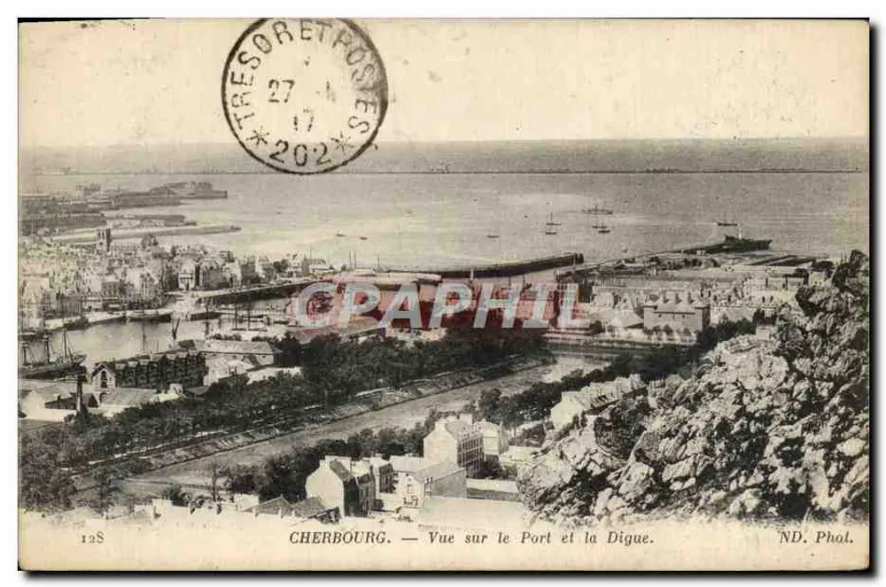 Cherbourg — Blick auf den Hafen und den Schutzdamm — ND. Phol. - Vorderseite