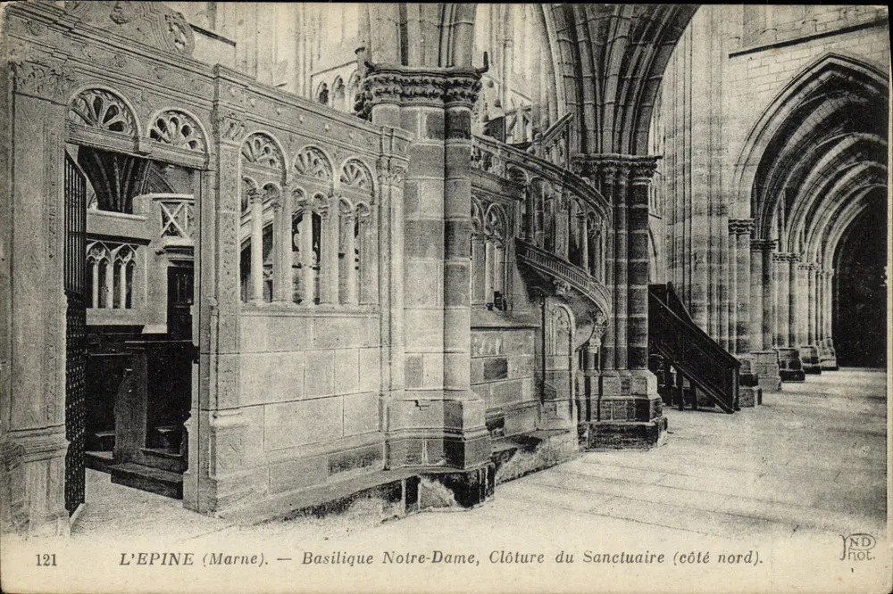 L'Épine (Marne) — Basilika Notre-Dame, Schließung des Heiligtums (nördliche Seite) - Vorderseite
