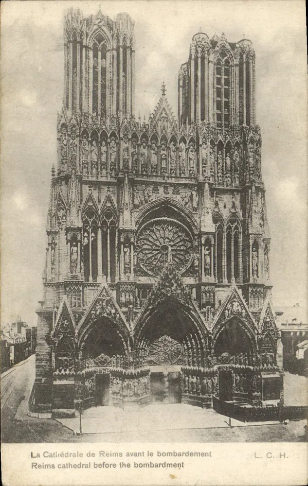 Die Kathedrale von Reims vor dem Bombenangriff — L.C.H. — n°51 - Vorderseite